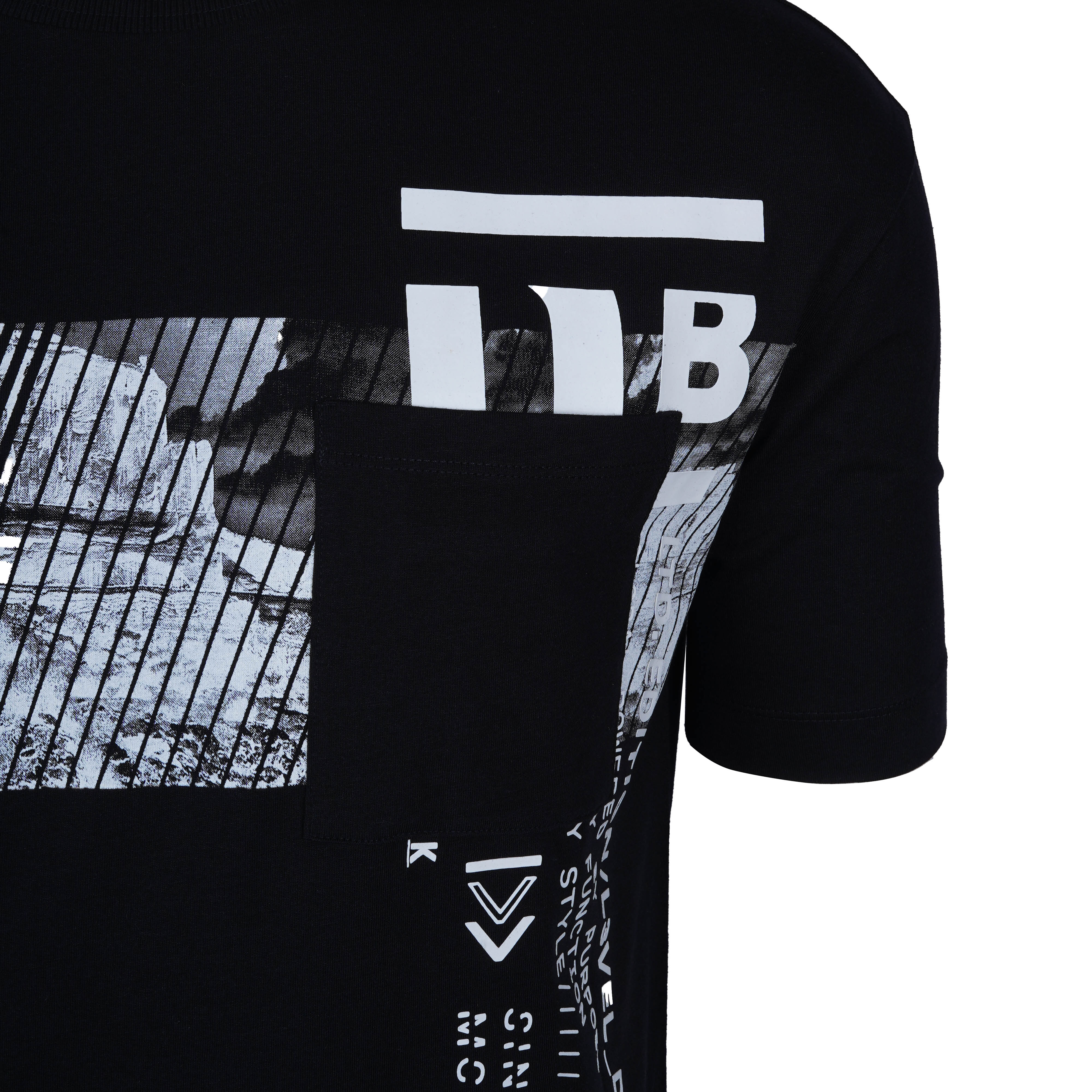 PROJEK RAW - LIVE IN THE MOMENT T-SHIRT | BLACK